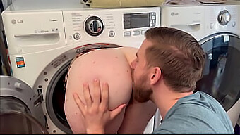 I Give My Stepmom A Creampie In The Washing Machine - Full Video